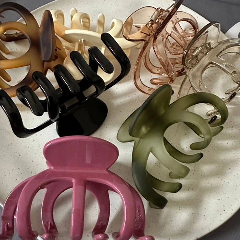Große Oktopus Haarkralle Für Damen High Sense Matt Kunststoff Haarklammer Rutschfest Starker Halt Mode Haarschmuck