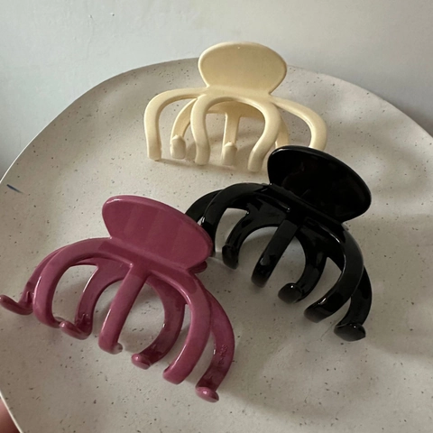 Große Oktopus Haarkralle Für Damen High Sense Matt Kunststoff Haarklammer Rutschfest Starker Halt Mode Haarschmuck