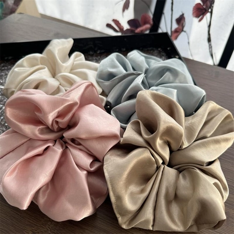 Grands Chouchous en Satin pour Femmes Haute Élasticité Sensation de Soie Élastiques à Cheveux Élégants Couleur Unie Accessoires Cheveux