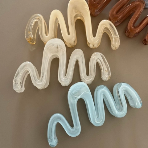Wellenförmig Fließrippel Haarkralle Groß PC-Kunststoff Hai-Clip Minimalistisch Geometrisch Haarnadel Für Damen Tägliches Styling
