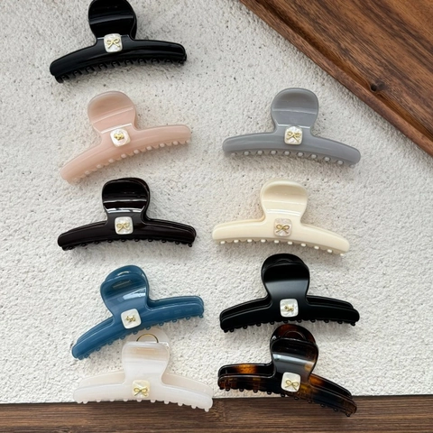 Korean Style Large PC Hair Claw Clip With Bow Knot Puppy Motif Elegant High Grade Shark Clip Hair Accessories For Women