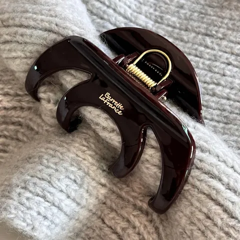 Französischer Stil Dunkler Kaffee Große Haarkralle Für Damen PC Kunststoff Starke Griffigkeit Harz Shark Clip Haar Zubehör
