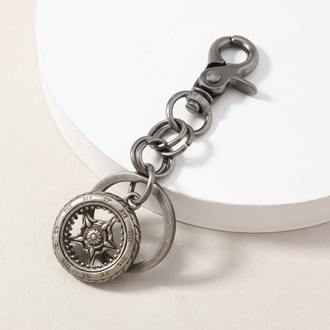 Llavero Vintage de Aleación de Metal Envejecido Rueda Retro Industrial Punk Estrella Colgante para Hombre Mujer Accesorio de Llave de Coche
