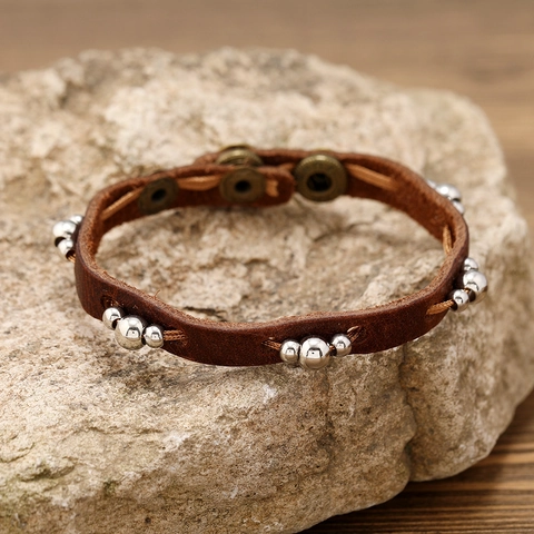 Vintage Punk Koeienhuid Armband Voor Mannen Vrouwen Verstelbare Metalen Kralen Gevlochten Legering Drukknop Polsband Sieraden Cadeau
