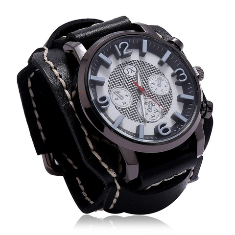 Retro Punk Men's Wide Cowhide Leather Band Quartz Watch Handmade Cuff Bracelet Wristwatch With Contrast Stitching Analog Display