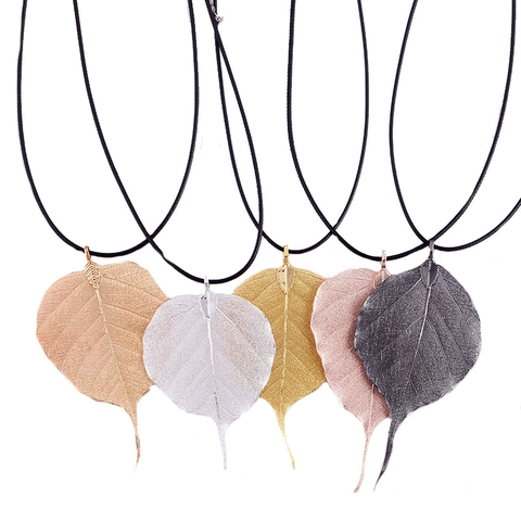 Trendige Bodhi Baum Blatt Anhänger Halskette Für Damen Retro Ausgehöhlt Pflanzenblatt Charme Schmuck Mit Wachsseil Galvanisierte Legierung Halskette