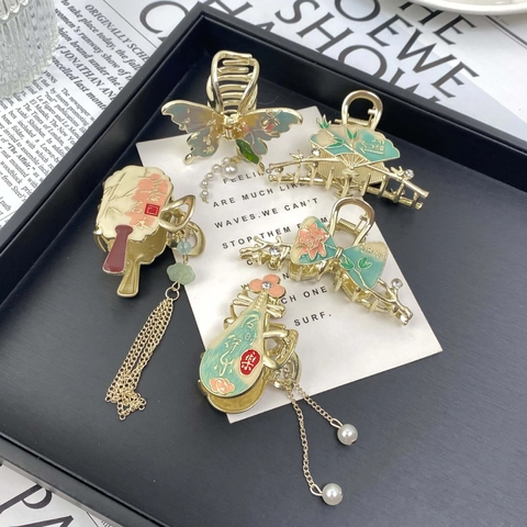 Vintage Chinese Stijl Legering Haarklem Met Kunstparel Kwastje Emaille Vlinder Waaiervorm Haargrijper Vrouwen Sieraden