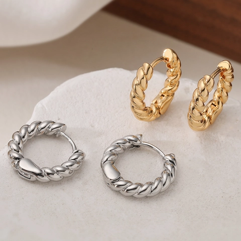 Pendientes de Aro de Cobre Bañado en Oro de 18K para Mujer Joyería Minimalista Geométrica Circular Pendientes de Aro