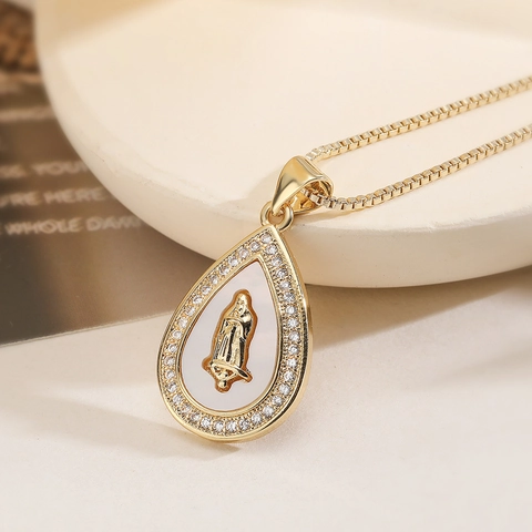 Collana con Ciondolo Occhio della Vergine Maria in Rame Placcato Oro 18K con Intarsio di Conchiglia Zirconia Gioielli Religiosi Donna