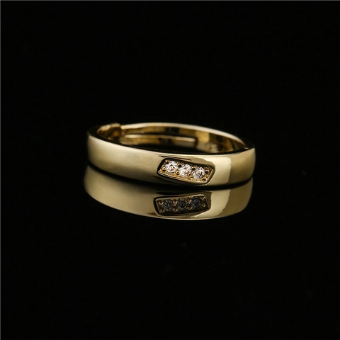 Bague Ouverte en Cuivre Plaqué Or 18K Minimaliste pour Femmes Mode Micro Incrusté Zirconia Bague Réglable Bijoux Cadeau