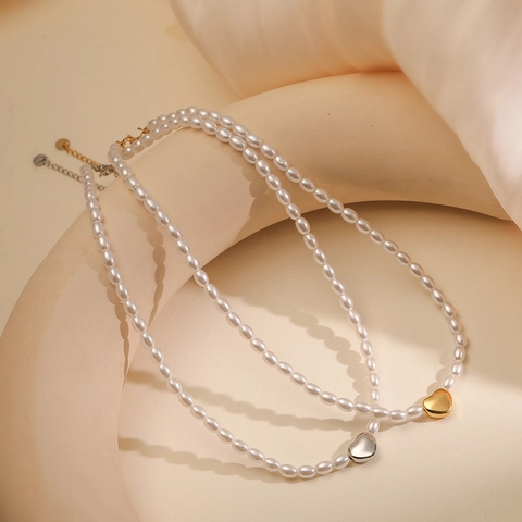 Elegant Freshwater Cultured Rice Pearl Necklace With Metal Heart Pendant Minimalist Choker For Women Lightweight Jewelry