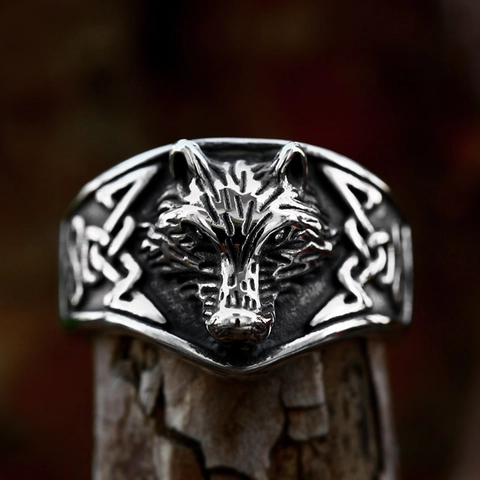 Vintage Viking Wolf Head Ring For Men Titanium Steel Celtic Knot Relief Distressed Punk Biker Band Ring Jewelry Gift