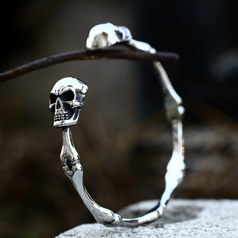 Bracciale Rigido Punk Gothic in Acciaio Inossidabile Con Teschio Scheletro Argento Antico Vintage per Uomo Hip Hop Gioielli