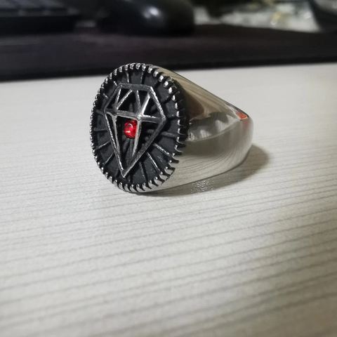 Vintage Punk Men Stainless Steel Signet Ring Smoked Black Geometric Diamond Pattern Red Zirconia Inlaid Decorative Ring
