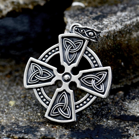 Ciondolo Croce Celtica in Acciaio al Titanio Vintage per Uomo Vichingo Nodo Triquetra Argento Antico Gioielli Gotici