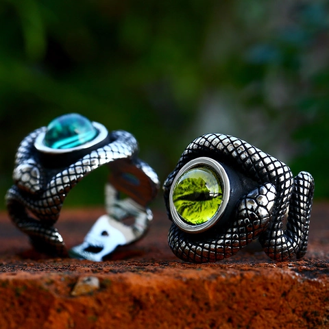 Vintage Stainless Steel Snake Ring For Men Punk Gothic Evil Eye Pattern Band Ring Polished Jewelry Accessory Gift