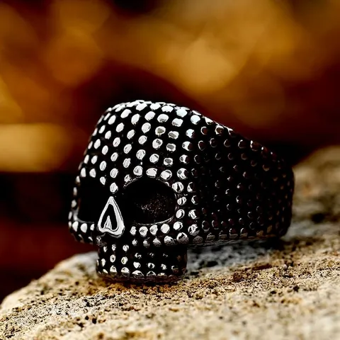 Retro Punk Gothic Skull Head Stainless Steel Ring For Men Rivet Texture Distressed Hip Hop Rock Biker Jewelry Accessories