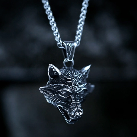 Vintage Stainless Steel Wolf Head Eagle Pendant Necklace For Men Aggressive Antique Silver Distressed Biker Gothic Jewelry No Chain