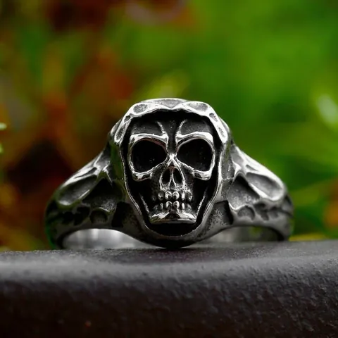 Anello in Acciaio Inossidabile Teschio Gotico Punk Vintage per Uomo Gioielli con Anello da Moto Hip Hop Biker color Argento