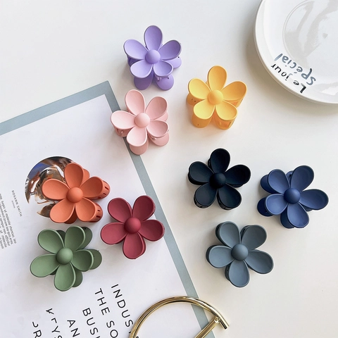 Pince à Cheveux Fleur Mate Style Coréen Accessoire Cheveux Marguerite Minimaliste pour Femmes Filles Coiffure Quotidienne