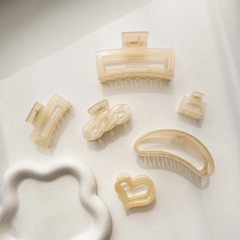 Minimalist Translucent Acrylic Jelly Color Hair Claw Clip Geometric Shark Jaw Clip For Women Daily Hair Accessory