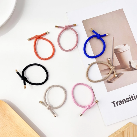 Minimalistische Damen Haargummis Mit Hoher Elastizität Geknotete Gerippte Haarseile Mit Metallkappen Einfarbige Ponytail Halter