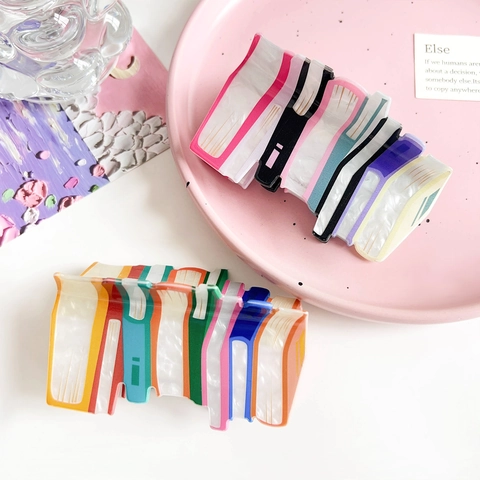 Kreative Buchstapel Haarklammer Für Damen Einzigartige Acryl Buch Design Große Haarkralle Täglicher Haarschmuck