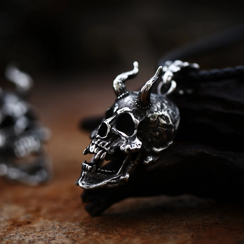 Vintage Roestvrij Staal Gehoornde Schedel Hanger Gothic Punk Mannen Hanger Zonder Ketting Retro Ketting Accessoire