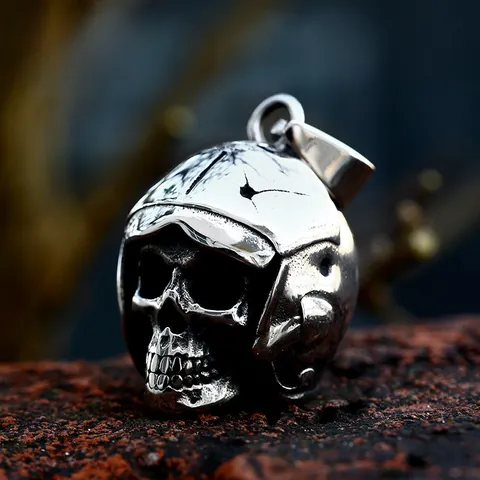Colgante de Calavera Acero Inoxidable Casco Piloto Gótico Punk Biker Joyería Hombre Vintage Desgastado Solo Colgante