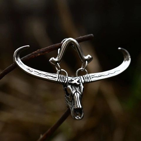 Vintage Stainless Steel Bull Head Pendant For Men Gothic Bull Skull Ox Head Charm Pendant Only Without Chain Retro Jewelry