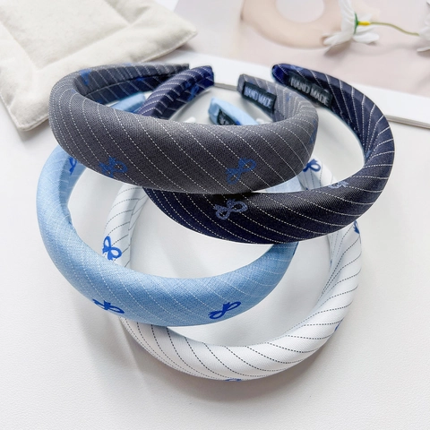 Cerchietto Imbottito in Spugna con Motivo a Farfalla Stile Coreano in Tessuto Fatto a Mano Bordo Largo per Donna Accessori Capelli