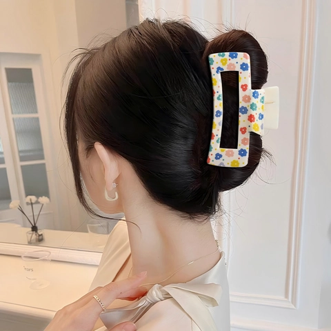 Grande Pince à Cheveux Carrée à Impression UV pour Femmes Élégant Motif Floral Marguerite Barrette Rectangulaire Creuse Accessoires de Cheveux en Plastique