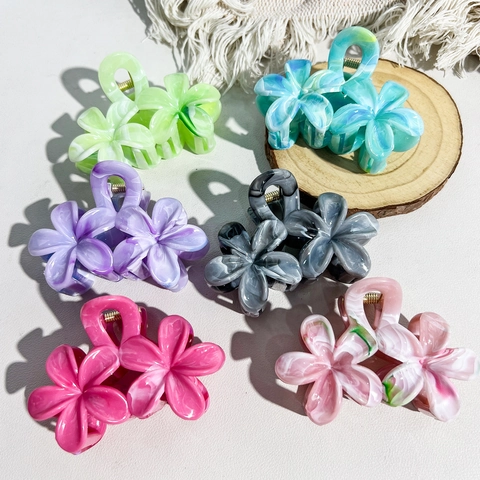Pince à Cheveux Fleur Texture Marbre Style Doux Plumeria Clip à Cheveux Plastique Femme Accessoires de Cheveux Quotidien