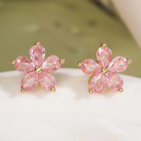 Exquisite Mini 18K Gold Plated Copper Flower Stud Earrings Zirconia Petal Floral Ear Jewelry For Women Fashion Gift