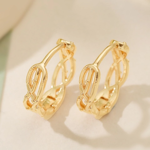 Pendientes de Aro Geométricos Huecos de Cobre Chapados en Oro de 18K Minimalistas Para Mujer Pendientes Huggie de Textura Tejida Joyería Personalizada Vintage