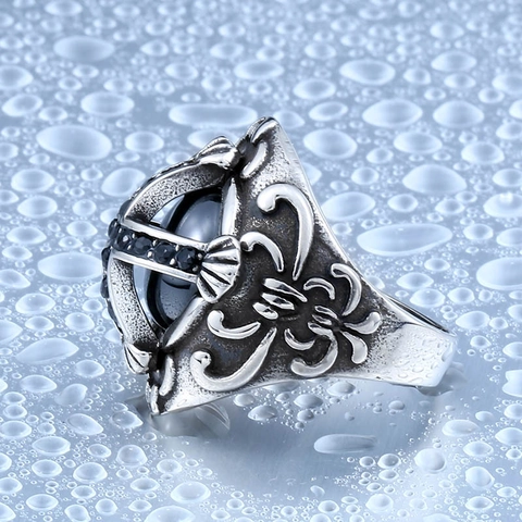 Anello Gotico Vintage da Uomo in Acciaio al Titanio con Croce Intarsiata di Strass Retro Distressed Dynasty Band Anello Gioielli