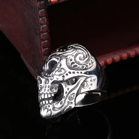 Retro Stainless Steel Skull Ring Men Punk Biker Gothic Ghost Head Finger Jewelry With Spider Web Scroll Pattern