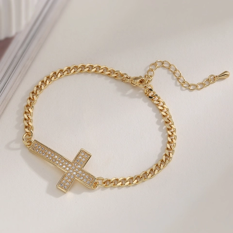 Hip Hop 18K Vergoldet Kupfer Panzerkette Armband Für Damen Nische Design Zirkonia Kreuz Geometrisch Anhänger Schmuck