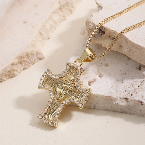 Collar de Colgante de Crucifijo de Cobre Chapado en Oro de Lujo para Mujer Circonia Incrustada Jesús Cruz Cadena de Caja Joyería