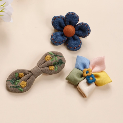 Fermagli per Capelli a Forma di Fiore in Tessuto Stile Foresta Vintage per Bambini Ricamo Coniglio Fiocco Accessori Fatti a Mano