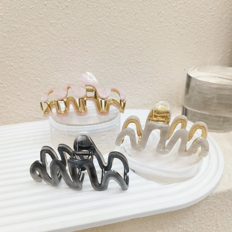 Minimalist Wave Shaped Acetate Hair Claw Clip For Women Large Fashion Simple Shark Clip Hair Bun Accessory Handmade Gift