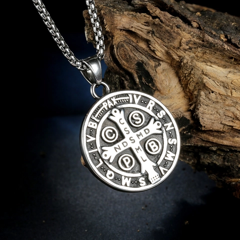 Stainless Steel St Benedict Medal Pendant Necklace Vintage Religious Jewelry Retro Distressed Coin Pendant For Men Women Hip Hop Accessory