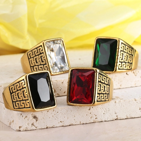 Bague Homme Vintage en Acier Inoxydable avec Strass Carré Plaqué Or Motif de Méandre Bijoux Hip Hop Punk Cadeau