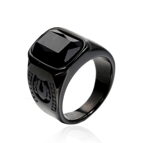 Men's Punk Style Titanium Steel Ring With Large Rectangular Rhinestone Black Plated Horseshoe Carved Fashion Finger Ring