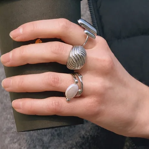 Anelli Minimalisti in Acciaio Inossidabile per Donna Geometrici Ovali con Motivo a Onde Perla Artificiale Irregolare Anello Aperto Gioielli Moda Regalo