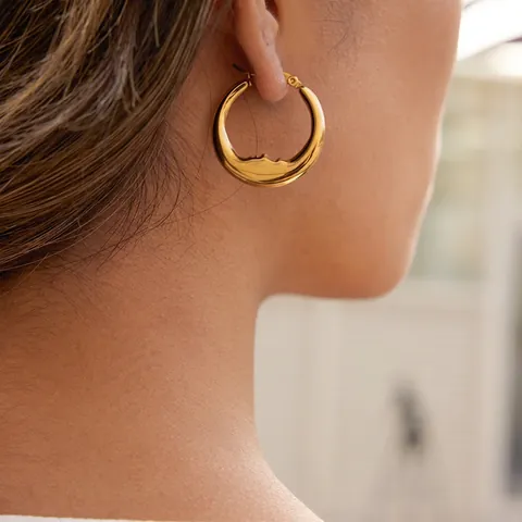 Orecchini a Cerchio in Acciaio Inossidabile Luna Volto Stile Europeo Americano Placcati Oro Spessi Profilo Artistico Gioielli Moda Donna