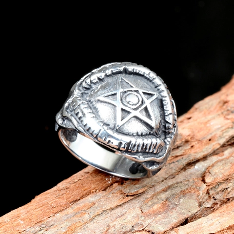 Men Vintage Punk Stainless Steel Pentagram Skull Ring Distressed Gothic Biker Band Ring Jewelry Gift For Men
