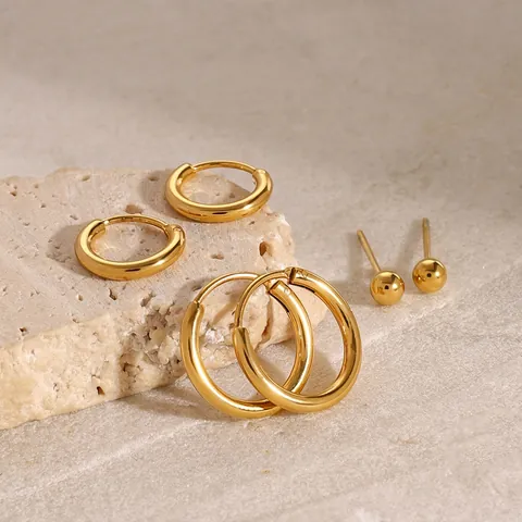 Set di 3 Paia di Orecchini a Cerchio in Acciaio Inossidabile Oro Orecchini a Bottone a Sfera Tondi Minimalisti per Gioielli da Donna