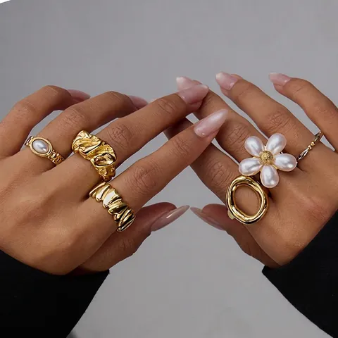 Bagues en Acier Inoxydable Plaquées Or Vintage Pour Femmes Élégant Floral Coeur Texture Lave Bijoux de Doigt Minimalistes