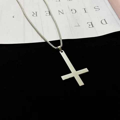 Edelstahl Umgedrehtes Kreuz Anhänger Halskette Gothic Punk Hip Hop Streetwear Street Style Schmuck Für Herren Damen